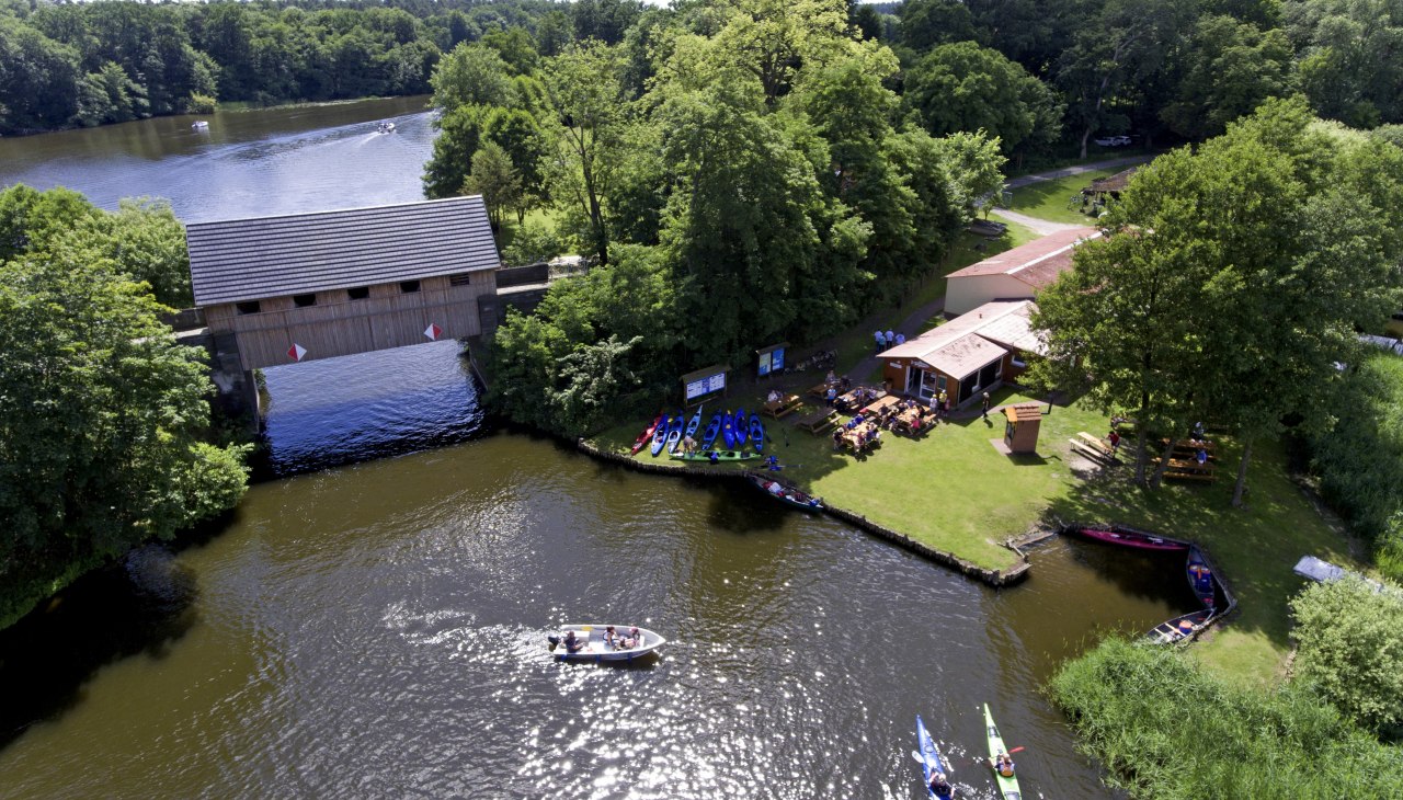 Fischereihof Ahrensberg, © Seenfischerei "Obere Havel" eG
