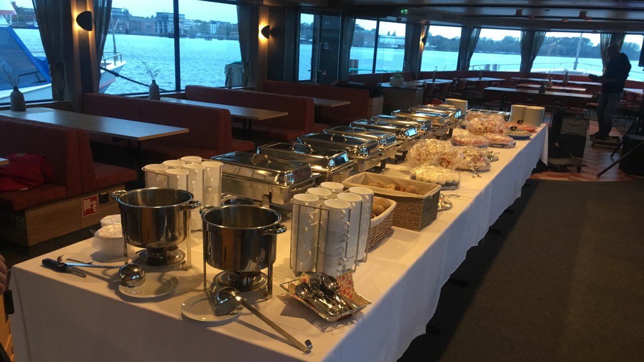 Blick ins Restaurant der "Rostocker 7". // &copy; Rostocker Flotte/Olaf Sch&uuml;tt