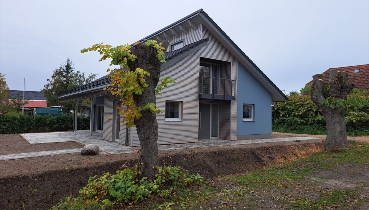 Straßenansicht, © Oliver Milz Straßenansicht, © Oliver Milz