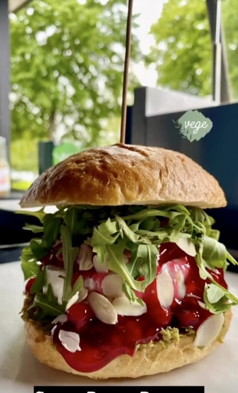 © REDPOINTBURGER © REDPOINTBURGER