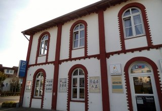 Ehemaliges Gebäude des 1. Elektrizitätswerkes in Binz. // © Tourismuszentrale Rügen Ehemaliges Gebäude des 1. Elektrizitätswerkes in Binz. // © Tourismuszentrale Rügen