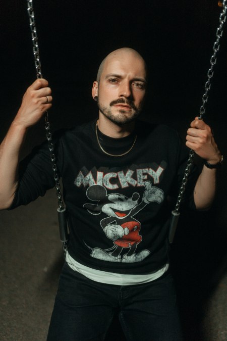 Singer-Songwriter David Beta · BLAUER MITTWOCH, © Viktoria Micheel Singer-Songwriter David Beta · BLAUER MITTWOCH, © Viktoria Micheel