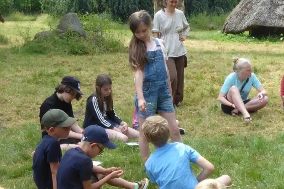 Ouder-kindweekend: &bdquo;Kleurrijke bladeren: binnenkort beschilderd&rdquo; // &copy; BUND Neubrandenburg
