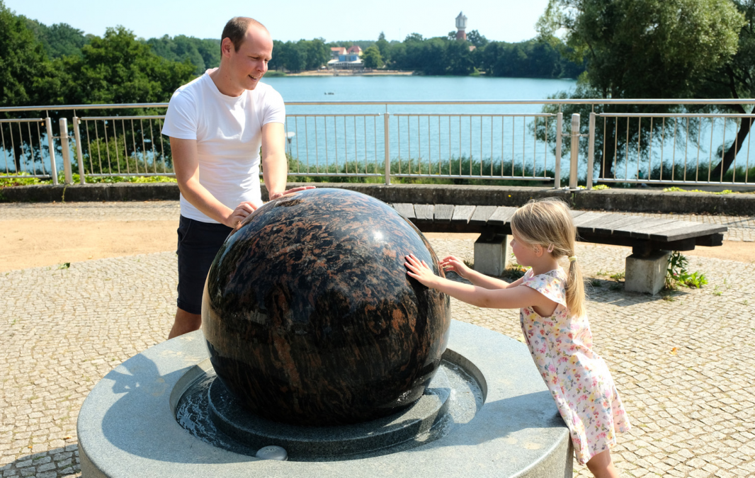 Spielplatz Uferterrassen Glambecker See, © Stadt Neustrelitz Spielplatz Uferterrassen Glambecker See, © Stadt Neustrelitz