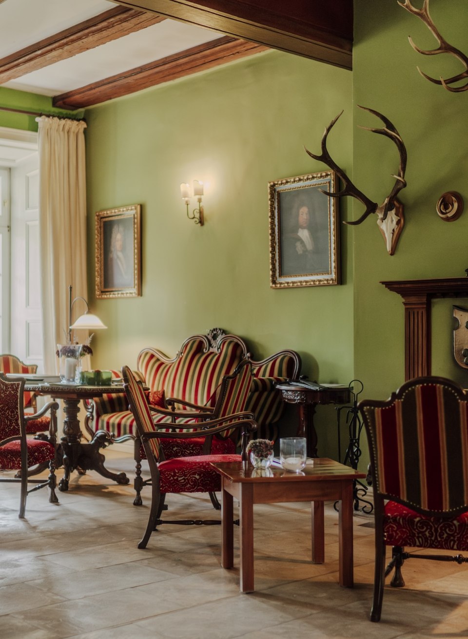 Hereinspaziert: Check-in im Romantikhotel im Gutshaus aus dem 17. Jahrhundert, &copy; TMV/Petermann