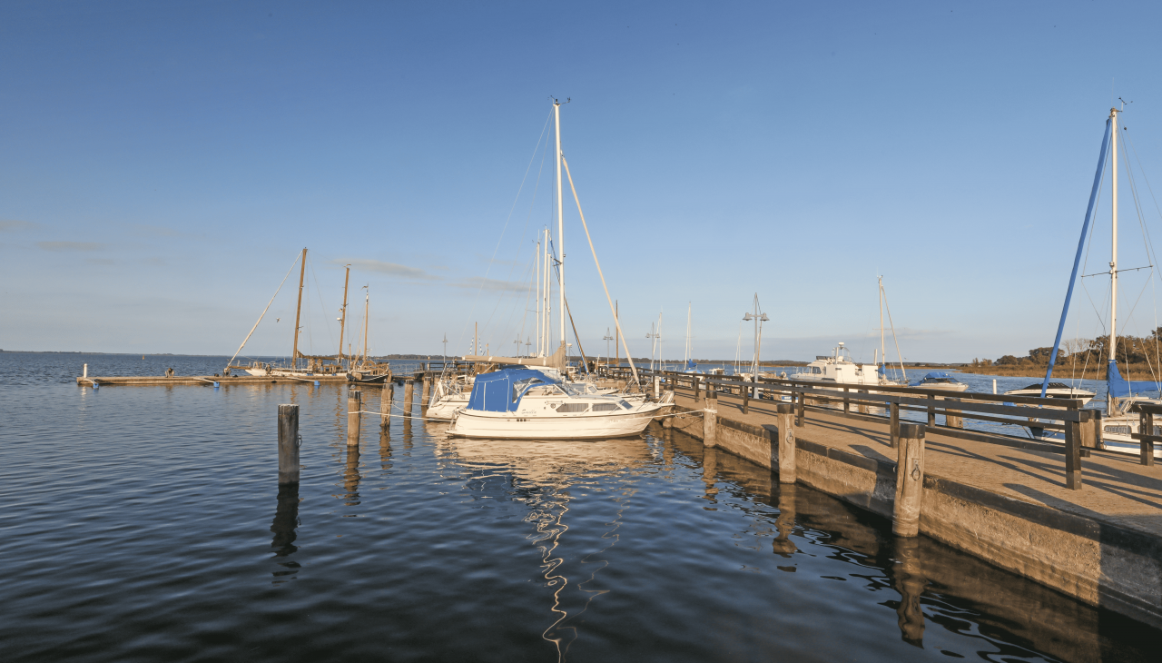 Boote am Pier, &copy; TMV/Gohlke