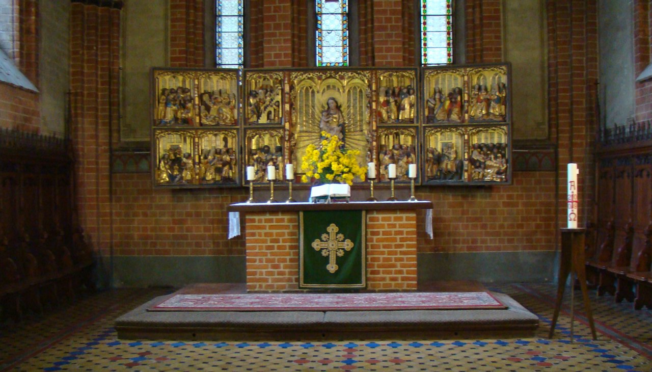 Der Altar., © Peter Schmelzle Der Altar., © Peter Schmelzle