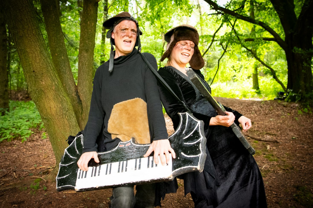 Flattertom & Flederlilly _Veranstaltungskalender 30 x 20 cm, &copy; Julia Mross