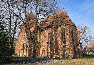 de kerk in Lübow // © adfc-Schwerin de kerk in Lübow // © adfc-Schwerin