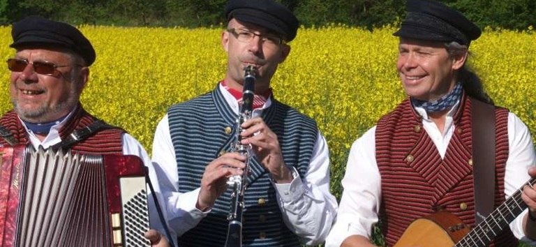 &copy; co_de_moenchguter_fischkoepp.jpg