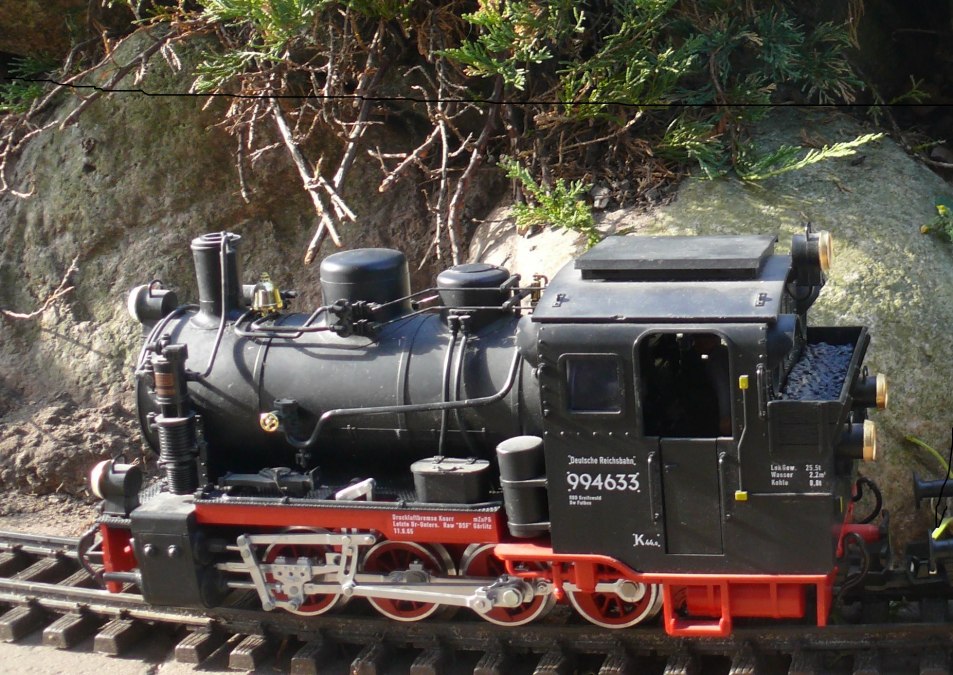 Gartenbahn im Aufbau, interessierte Helfer gesucht, © Peter Ramsch Gartenbahn im Aufbau, interessierte Helfer gesucht, © Peter Ramsch