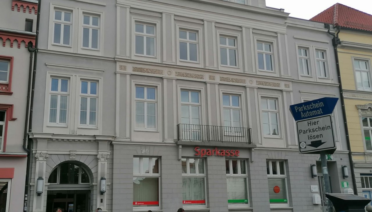 SparkasseVorpommern_NeuerMarkt, © TZ HST SparkasseVorpommern_NeuerMarkt, © TZ HST