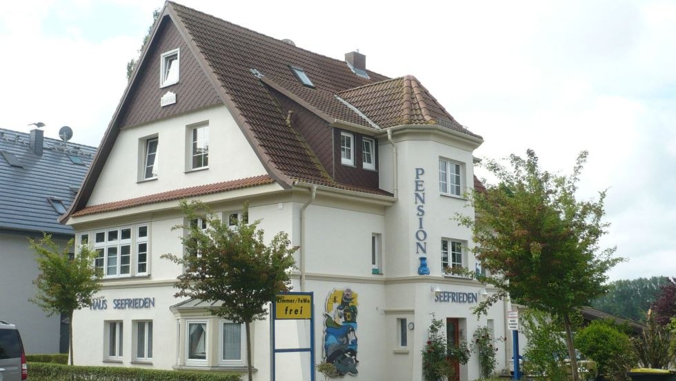 Buitenaanzicht van Pension Haus Seefrieden // &copy; Pension Haus Seefrieden