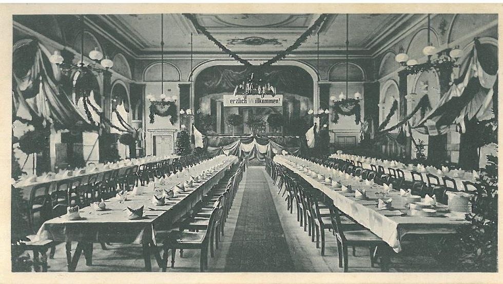 Kulturhaus historische Innenansicht, &copy; Stadtarchiv