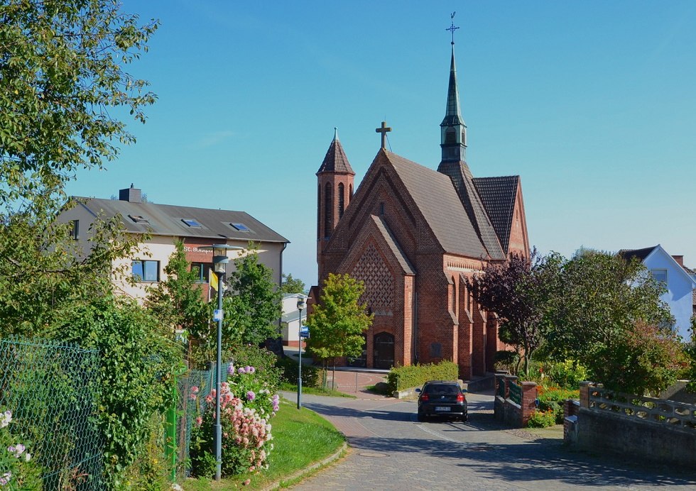 Katholische Kirche St. Bonifazius in Bergen, &copy; Tourismuszentrale R&uuml;gen