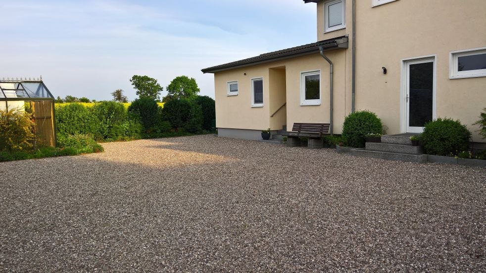 Auffahrt zur Ferienwohnung "Zur Schwedenschanze" // © Ferienwohnung Zur Schwedenschanze Auffahrt zur Ferienwohnung "Zur Schwedenschanze" // © Ferienwohnung Zur Schwedenschanze