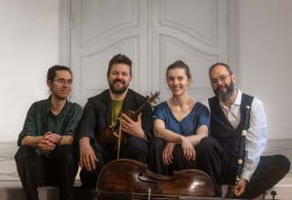 von links: Luis Lorscheider, Christian Voß, Anna Reisener, Felipe Egaña Labrin // © Leo Zwiebel von links: Luis Lorscheider, Christian Voß, Anna Reisener, Felipe Egaña Labrin // © Leo Zwiebel