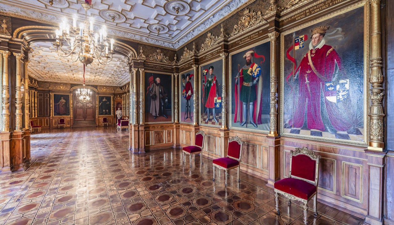 Schloss Schwerin_Ahnengalerie_Fotograf_Timm Allrich ©Staatliche Schlösser Gärten und Kunstsammlungen M-V, © Timm Allrich ©Staatliche Schlösser Gärten und Kunstsammlungen M-V Schloss Schwerin_Ahnengalerie_Fotograf_Timm Allrich ©Staatliche Schlösser Gärten und Kunstsammlungen M-V, © Timm Allrich ©Staatliche Schlösser Gärten und Kunstsammlungen M-V
