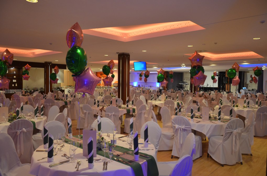 Silvesterball im Strandhotel Seerose, &copy; Silvesterball 31.12.2023.JPG