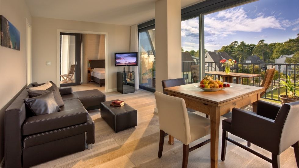 Wohnzimmer. // &copy; Hotel Vier Jahreszeiten Binz GmbH