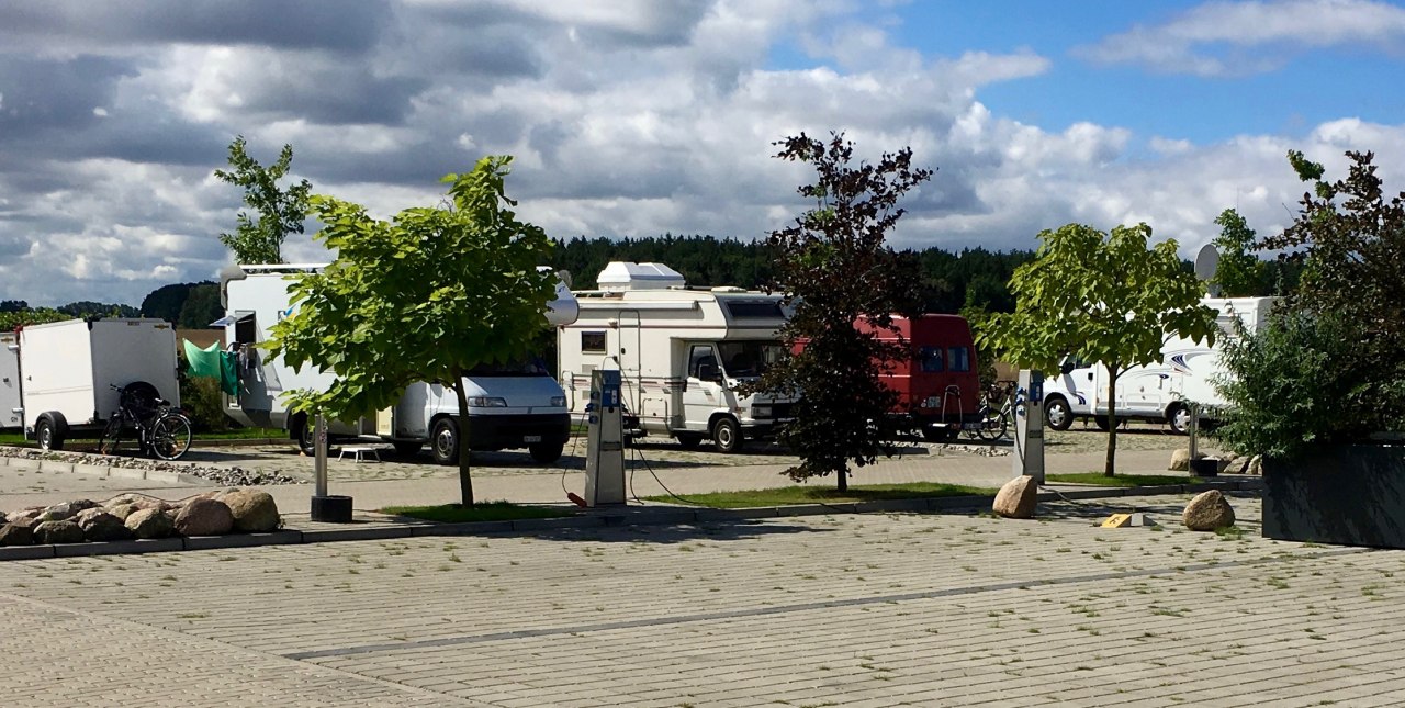 Kort voor de Hanse Sail // &copy; Roland E. Winkler