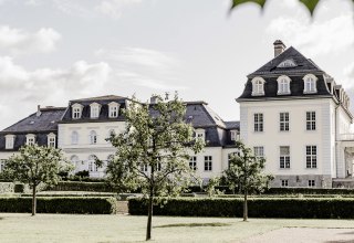 Haupthaus Schloss Gro&szlig; Plasten // &copy; Finn Steen