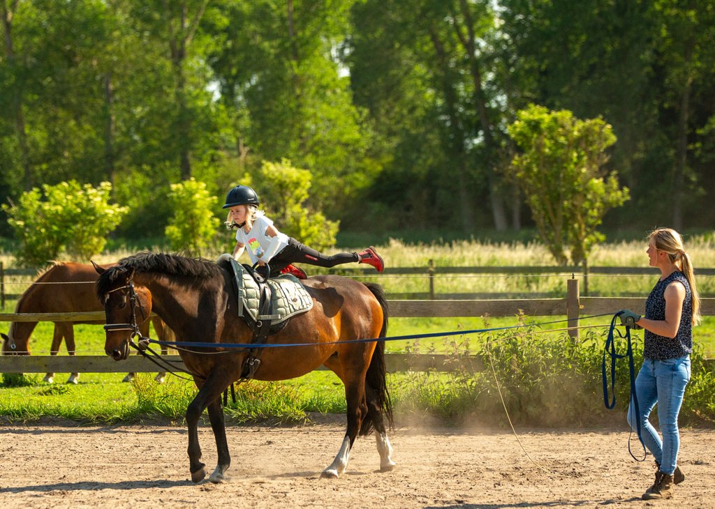 Volticamp für Kinder von 5- 10 Jahren. Ferienangebot von Montag-Freitag 9-12 Uhr., © Fotografie Ulrike Pawandenat Volticamp für Kinder von 5- 10 Jahren. Ferienangebot von Montag-Freitag 9-12 Uhr., © Fotografie Ulrike Pawandenat