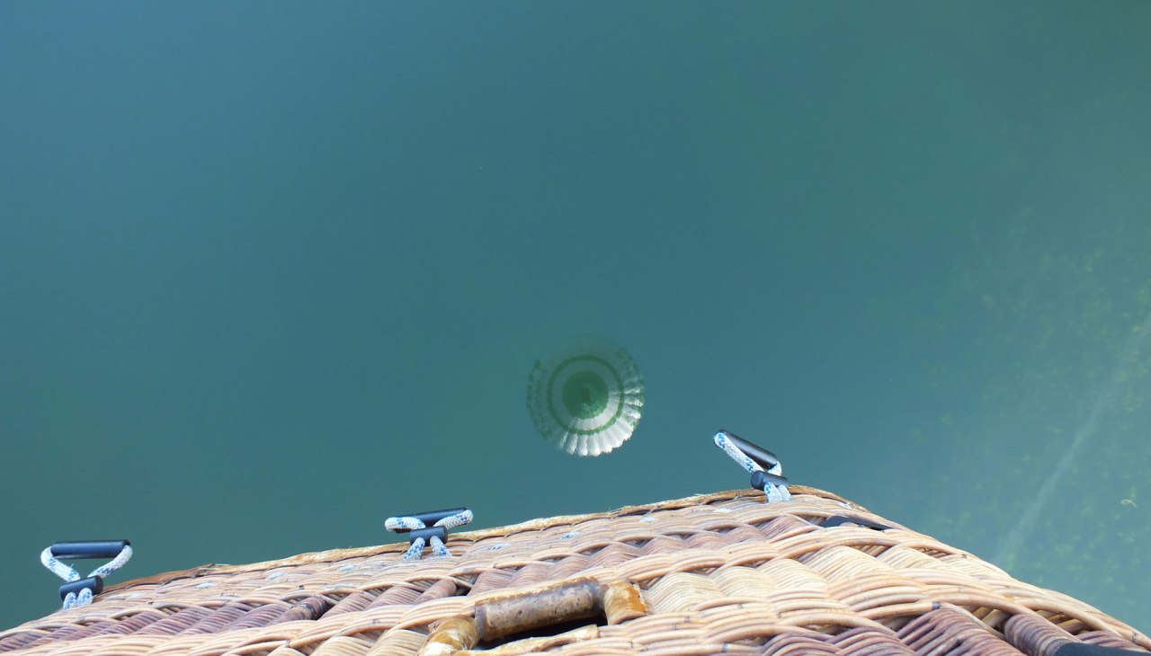Spiegelbild des Ballons in der Müritz, © Jan Fencik