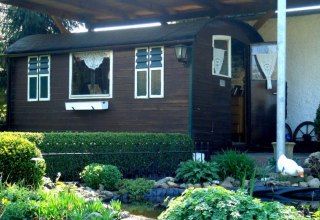 Außenansicht des Ausstellungswaagons im Malmstroem-Museum, © Malmström-Museum Außenansicht des Ausstellungswaagons im Malmstroem-Museum, © Malmström-Museum