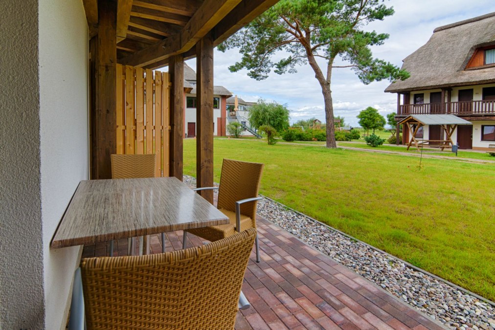 Terrasse eines Doppelzimmers, &copy; Hotel & Ferienanlage Haffhus GmbH