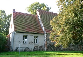 Au&szlig;enansicht der Kirche // &copy; Sabrina Wittkopf-Schade
