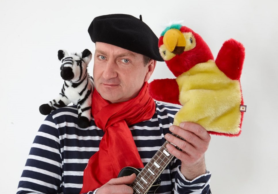 Fridolin Farbenfroh  »Zebra und Papagei«, © Eric Tschernow