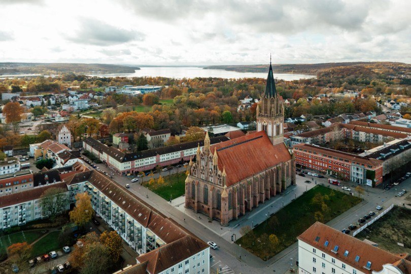 &copy; MV-T/Petermann