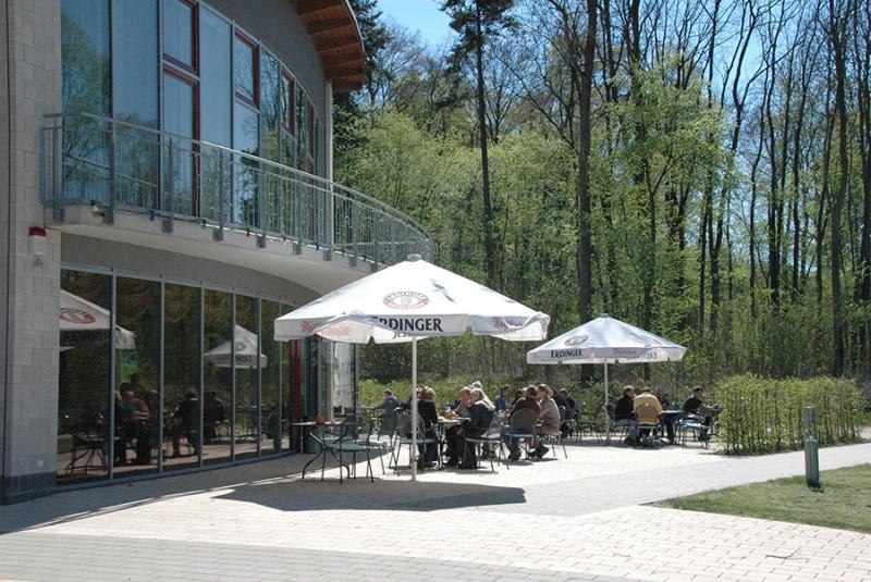 &copy; People to People Reisen