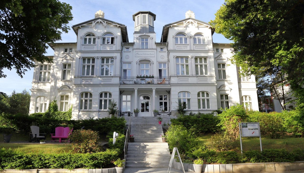 Hotelansicht Promenadenseite, © Asgard Hotels Hotelansicht Promenadenseite, © Asgard Hotels