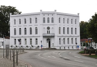 Kronprinzenpalais in Putbus auf R&uuml;gen // &copy; Tourismuszentrale R&uuml;gen