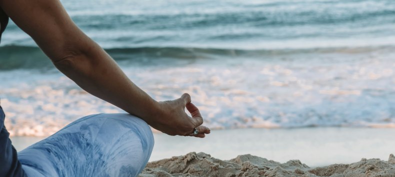 Yoga (Symbolfoto) // &copy; Chelsea Gates auf Unsplash