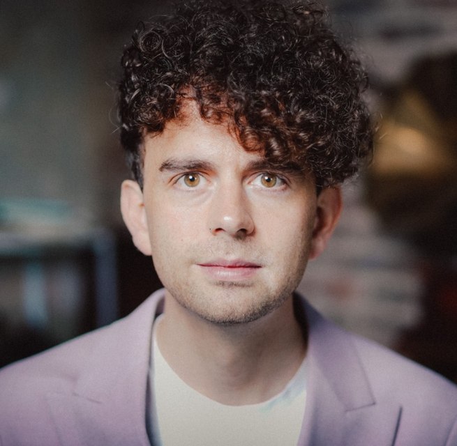 &copy; Simon Diefenbach