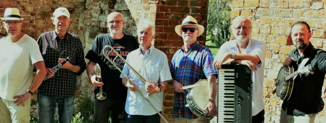 &copy; Dr. Jazz Ambulance