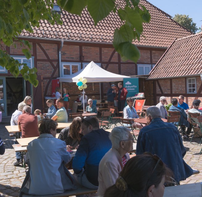 &copy; Manfred Seibke