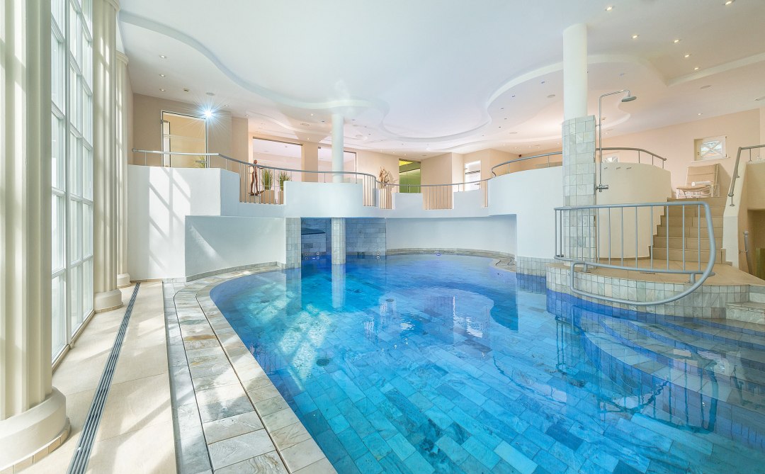 Poolbereich im Romatik ROEWERS Privathotel, © Romantik ROEWERS Privathotel / Pocha-Burwitz Poolbereich im Romatik ROEWERS Privathotel, © Romantik ROEWERS Privathotel / Pocha-Burwitz