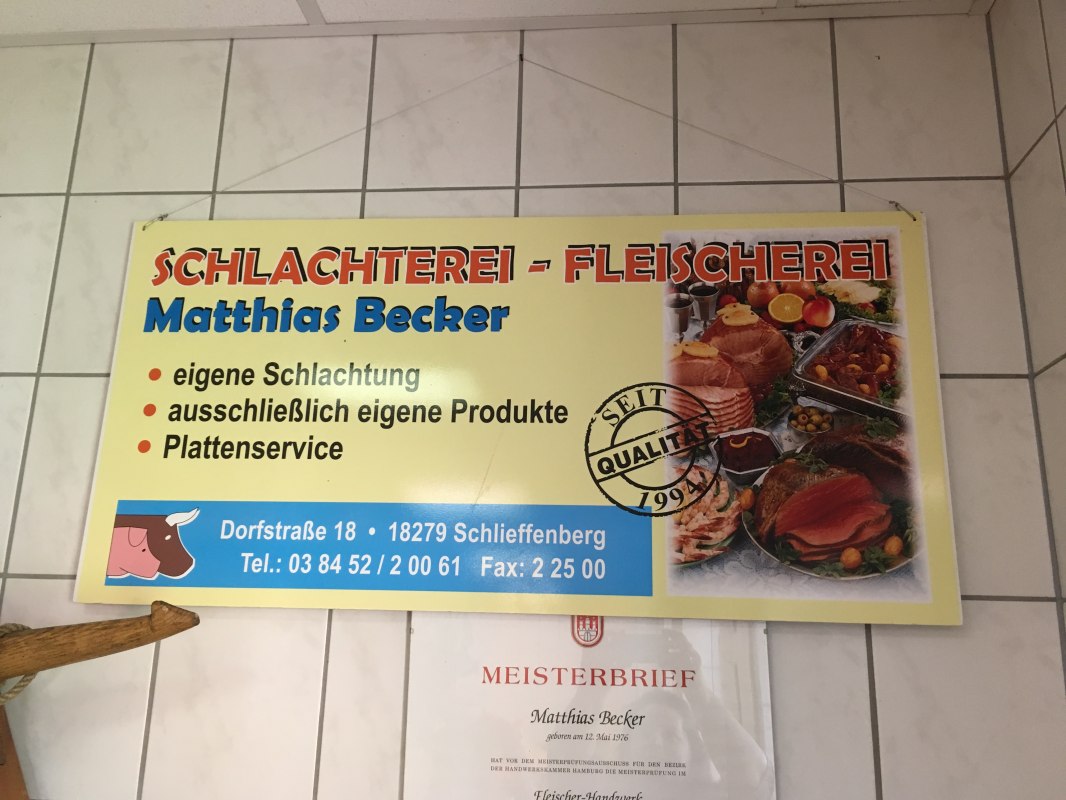 Schlachterei, Fleischerei und Plattenservice // &copy; MPL