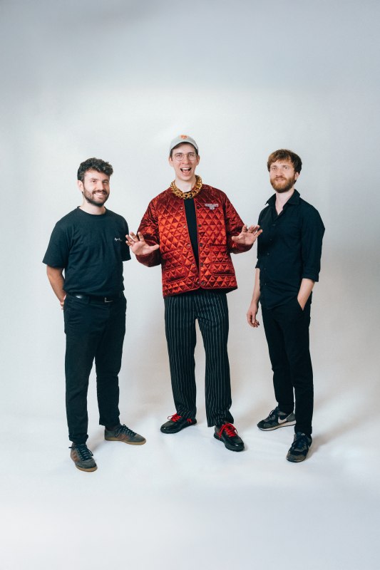 &copy; Uli Neumann Cosel