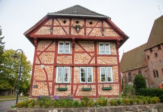 Das historische Gebäude wird heute von einer Familie bewohnt., © Frank Burger Das historische Gebäude wird heute von einer Familie bewohnt., © Frank Burger