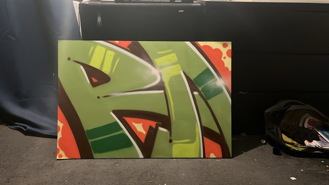 Compressed "R" // &copy; Power