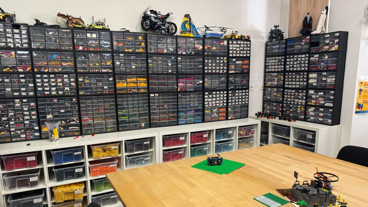 &copy; B&uuml;bo Bricks