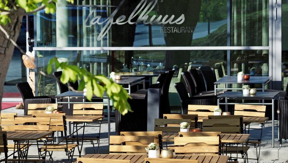 Tafelhuus Biergarten für laue Sommerabende // © Wonnemar Resort-Hotel Wismar Tafelhuus Biergarten für laue Sommerabende // © Wonnemar Resort-Hotel Wismar