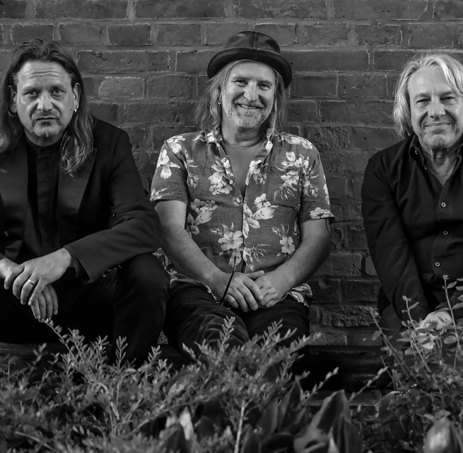 &raquo;STILL &ndash; Die Z&ouml;llner im Trio Infernale &ndash; 2026 Tour&laquo; // &copy; Christian Krasselt