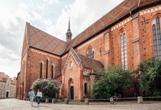 &copy; Dan Petermann