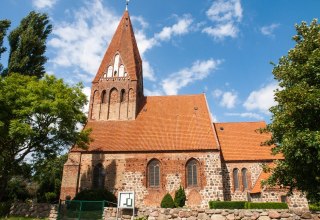 Kirche von der Südseite fotografiert // © Frank Burger Kirche von der Südseite fotografiert // © Frank Burger